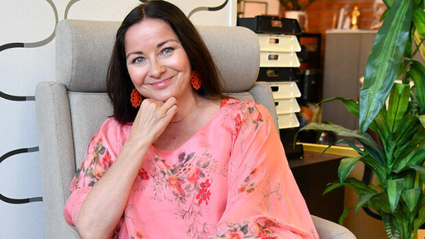 Ex-Salkkarit-tähti sairastui työuupumukseen - kärsi lääkeriippuvuudesta: 'Olen helposti addiktoituuva ihminen' johanna nurmimaa