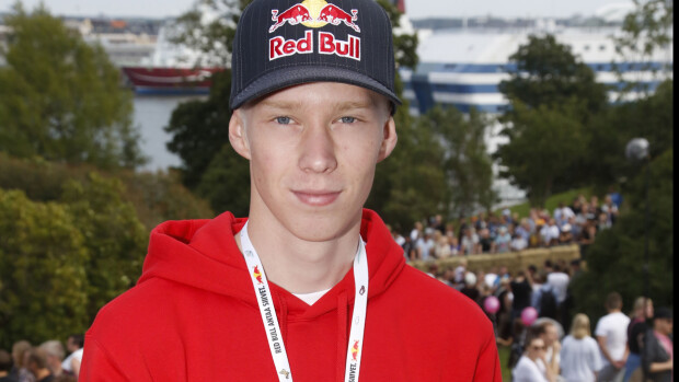 Rallikuski Kalle Rovanperä viettää kiireistä sinkkukesää ja odottelee inttiin lähtöä: 'Olen menossa Santahaminaan' Kalle rovanperä