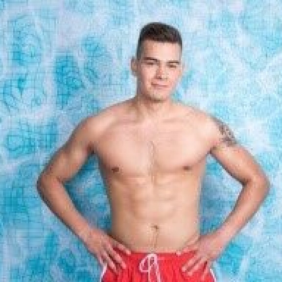 Tässä ovat Love Islandin alkavan kauden hahmot - he astelevat ensimmäisinä luksusvillaan Espanjassa! xx
