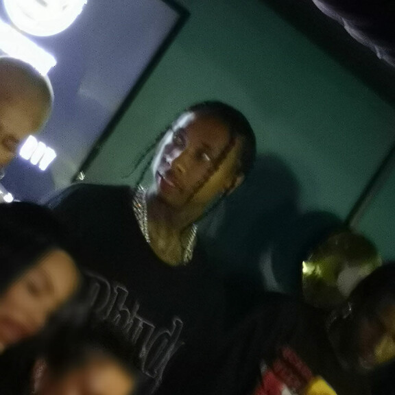 Katso kuvat! A$AP Rocky, Tyga ja Jaden Smith bilettivät Tampereen yössä - saapuivat jatkoille aamukolmelta! Tyga