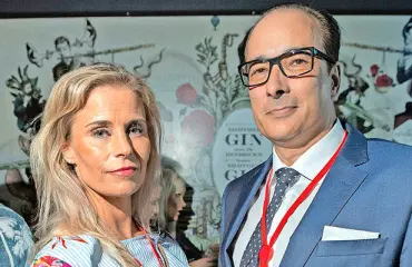 Jösses! Heikki Lampela ja Hanna Kärpänen hotkivat ykköset yllä grilliruokaa – kuva!