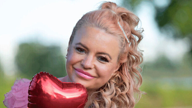 Johanna Tukiainen on tyrmäävä sinkku: Deittailee monia komistuksia – ”Useat miehet haluavat pettää vaimoaan!” Johanna Tukiainen