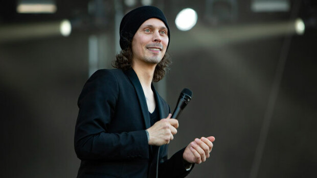 HIM-yhtyeen haudannut Ville Valo katkaisi tappiokierteen – rokkarin firma aktivoitui uuden uran myötä! Ville Valon firma on jälleen aktivoitunut.