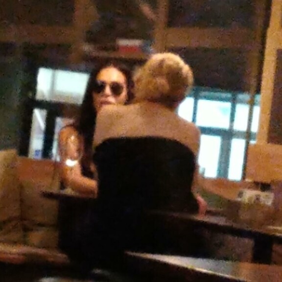 Sofia Belórf yllätti helsinkiläiset ja liikkui täysin avoimesti julkisilla paikoilla. Sofia Belórf yllätti helsinkiläiset ja liikkui täysin avoimesti julkisilla paikoilla.