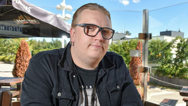 Jättiyllätys! Arttu Wiskarin ja Pauliina-vaimon unelma toteutuu: ”Olemme puhuneet jo vuosia!” Arttu Wiskari perustaa ravintolan.