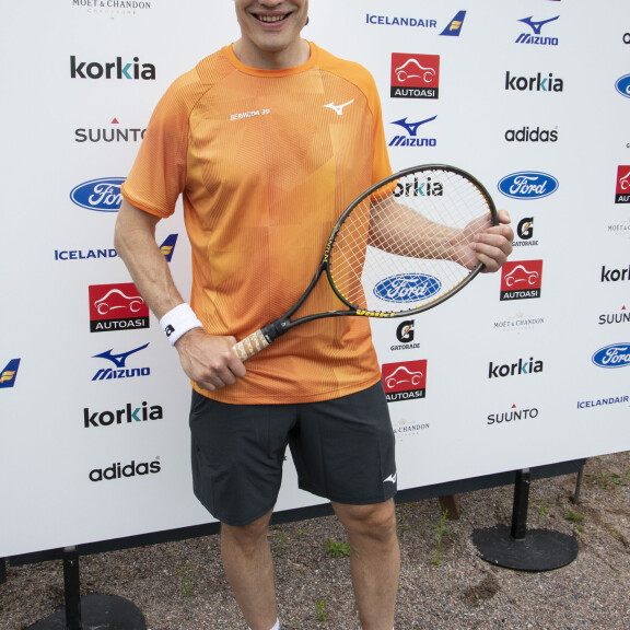 Laine, Ruutu, Hagman, Barkov ja kumppanit tennisturnauksessa - katso kuvat! Ruutu