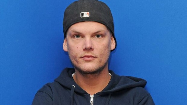 Avicii kärsi masennuksesta, päihderiippuvuudesta ja esiintymispelosta - isä avautuu haastattelussa: 'En usko, että hän suunnitteli itsemurhansa' tim bergling