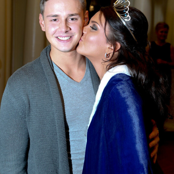 Sara ja Tuomas vuonna 2012, kun Sara kruunattiin Miss Suomeksi. Sara Chafak