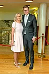 Antti juhli Kaija-vaimonsa kanssa puoluetoverinsa Eero Heinäluoman häitä viime kesänä.