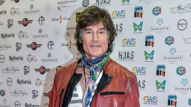 Kaunarit-tähti Ronn Mossilla on vahvat mielipiteet koronapandemiasta: Maailman ilkeä puoli on edessämme päivittäin Ronn Moss