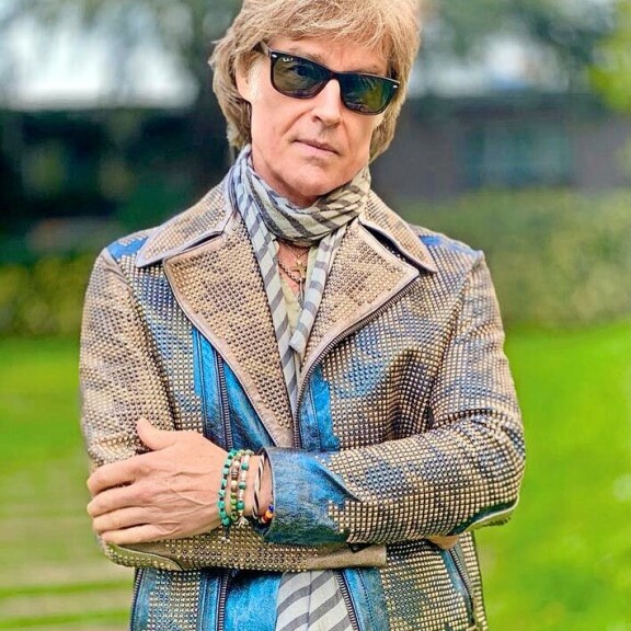 Ronn Moss on charmikas seitsemänkymppinen. Ikuisesti Ridgenä muistettava näyttelijä on suuri Suomen-ystävä. – Olette aina sydämessäni, Ronn sanoo Seiskan erikoishaastattelussa. Ronn Moss on charmikas seitsemänkymppinen. Ikuisesti Ridgenä muistettava näyttelijä on suuri Suomen-ystävä. – Olette aina sydämessäni, Ronn sanoo Seiskan erikoishaastattelussa.