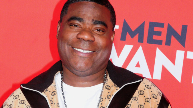 Kalliksi tuli! Näyttelijä Tracy Morgan ryttäsi Bugatti-superautonsa heti ensiajossa ja päätyi sairaalaan! Tracy Morgan