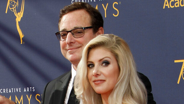 Äkillisesti menehtynyt Bob Saget lähetti vaimolleen rakkausviestin juuri ennen kuolemaansa - näin siinä luki Bob Saget ja Kelly Rizzo
