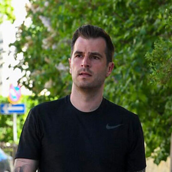 Katiska-dokumenttisarjan ensimmäisellä tuotantokaudella valoitetaan sitä, miten Nikosta tuli huumeliigan johtaja. Niko Ranta-Aho