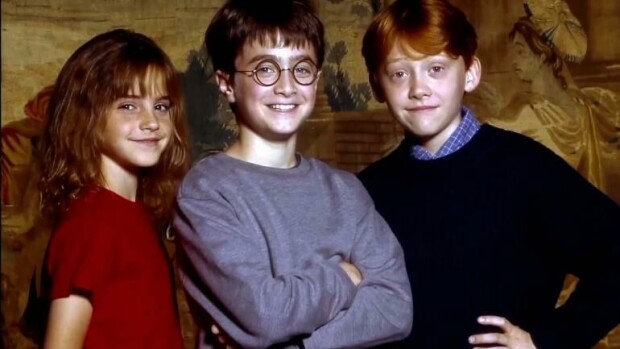 Huomasitko? Räikeä kuvamoka naurattaa Harry Potter -spesiaalissa emma watson, danielle radcliffe, rubert grint