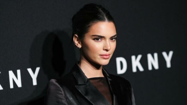 Kihlahuhuja! Kendall Jenner julkaisi harvinaisen yhteiskuvan NBA-rakkaansa kanssa - sormus puhuttaa Kendall Jenner
