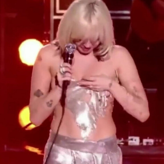 'Mitäs nyt keksitään?' mahtoi Miley miettiä. Miley Cyrus