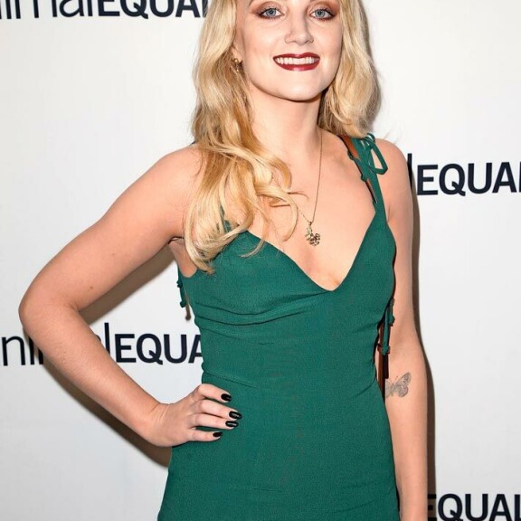 Yleisö hurmaantui Harry Potterista valkokankaalla 20 vuotta sitten – mitä Tylypahkan tähdille kuuluu nykyään? Evanna Lynch