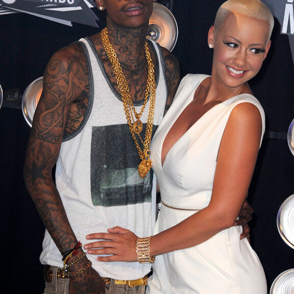 – Rakastamme yhä toisiamme hyvin paljon, mutta emme voi elää yhdessä. Suhteemme ei toimi, mutta Wiz oli elämäni rakkaus, Amber sanoo. Wiz Khalifa ja Amber Rose