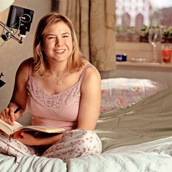 Renée tienasi ensimmäisestä Bridget Jones -leffastaan yli kolme miljoonaa euroa vuonna 2001. Jatko-osia elokuvalle on tehty kaksi. Renée tienasi ensimmäisestä Bridget Jones -leffastaan yli kolme miljoonaa euroa vuonna 2001. Jatko-osia elokuvalle on tehty kaksi.