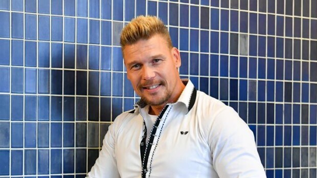 Selviytyjät-kohussa ryvettynyt Aki Manninen: Palaan televisioon Aki Manninen