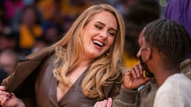 Adele paljastaa uudesta rakkaastaan: Olin hiprakassa, kun tapasimme Adele