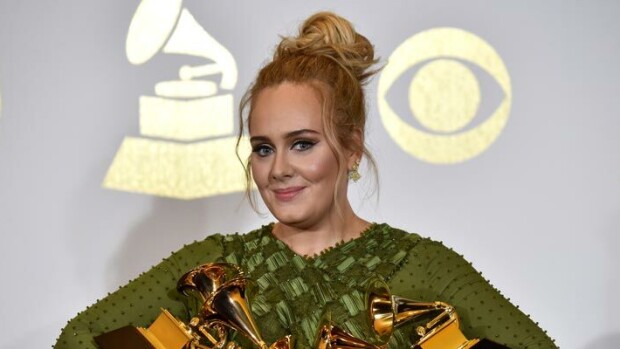 45 kiloa laihduttanut Adele avautuu hurjasta salirääkistä – laulaja tajusi yhden asian treenatessaan Adele