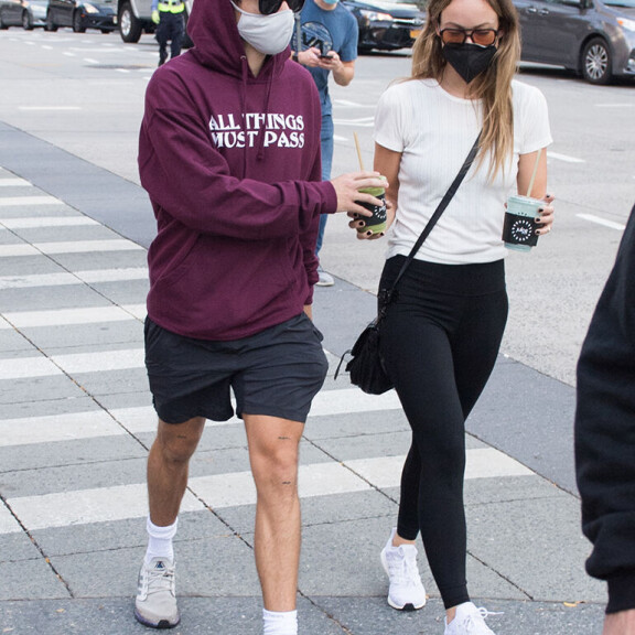 Parivaljakko ikuistettiin lokakuun puolivälissä reippailemassa Nykissä. Harry Styles ja Olivia Wilde