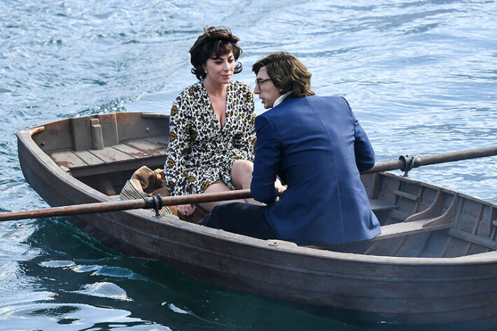 Kuvaukset toteutettiin kokonaisuudessaan Italiassa. Päänäyttelijät Gaga ja Adam soutelivat Como-järvellä maaliskuussa. Lady gaga ja Adam Driver