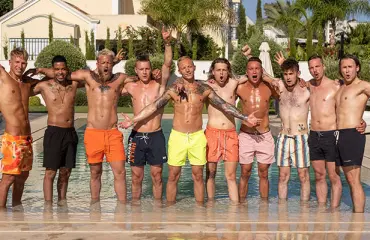 Mitä komistuksia! Katso kuvat Temptation Island Suomen juhlakauden tulikuumista sinkkumiehistä: "Naiset on kuin lumihiutaleita: kauniita, uniikkeja ja yhdellä kosketuksella märkiä"