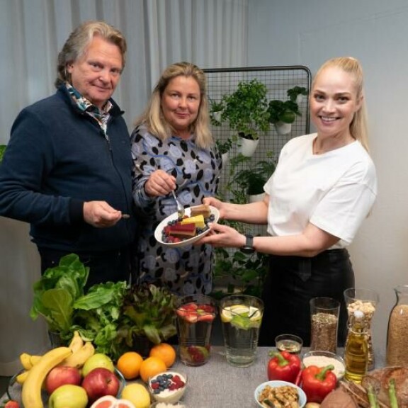 Pippa opettaa Pepelle ja Pauliinalle terveellisempää elämää. pepe ja pauliina