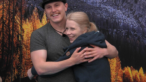 Miten käy Big Brother -romanssin? Pekka ja Katja selvittivät välejään yön pikkutunneilla: ”Oon sellainen hupiukko” BB-Katja ja BB-Pekka