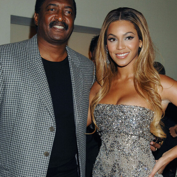 Beyoncé 40 vuotta - tiesitkö näitä faktoja popparista? Nukkui iljettävän lemmikkieläimen kanssa ja kärsii ikävästä allergiasta! Mathew Knowles ja Beyoncé