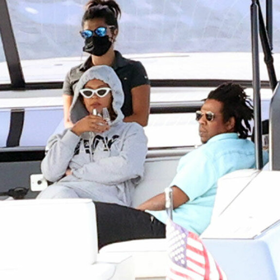 Beyoncé 40 vuotta - tiesitkö näitä faktoja popparista? Nukkui iljettävän lemmikkieläimen kanssa ja kärsii ikävästä allergiasta! Beyoncé ja Jay-Z