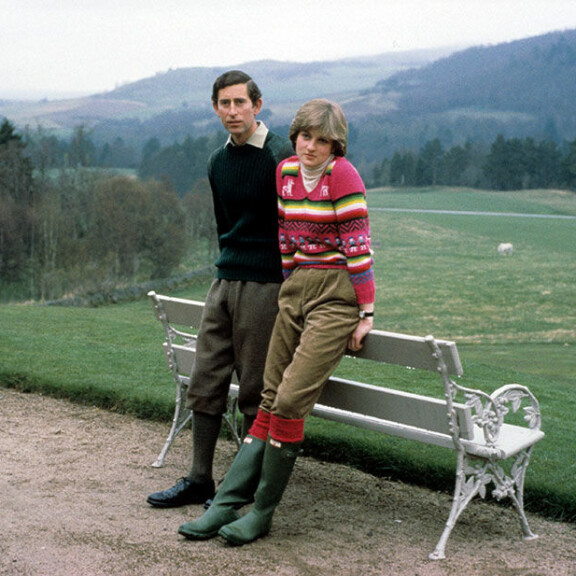 Prinssi Charlesin ja prinsessa Dianan jäätävä avioliitto paljastui valtiovierailulla! Katso Dianan elämän tunnetuimmat kuvat! Prinssi Charles ja prinsessa Diana