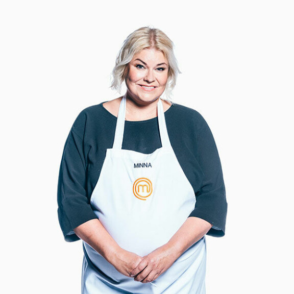 Minna luopui aikeistaan tarjoilla perunarieskaa. Kuva: MTV3. Minna Kuukka