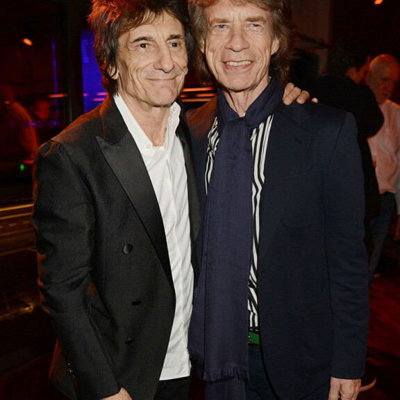 Vierivät kivet eivät sammaloidu: Ronnie yhtyetoverinsa Mick Jaggerin kanssa vuonna 2019. Ronnie Wood Mick Jagger
