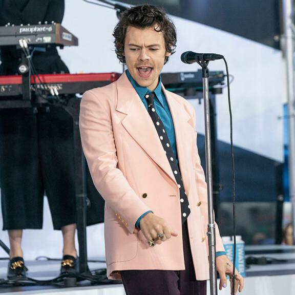 Tuhansien märästä päiväunesta totta! Harry Styles nähdään uudessa elokuvassa rohkeissa seksikohtauksissa ilman rihman kiertämää - tätä on luvassa! Harry Styles