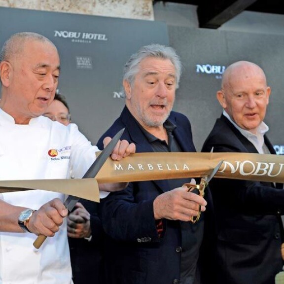 Gwyneth Paltrow saa ärhäkkää arvostelua, Gwen Stefani palvelee nuorisoa ja koiria – supertähdet tekevät miljoonia sivubisneksillään De Niro