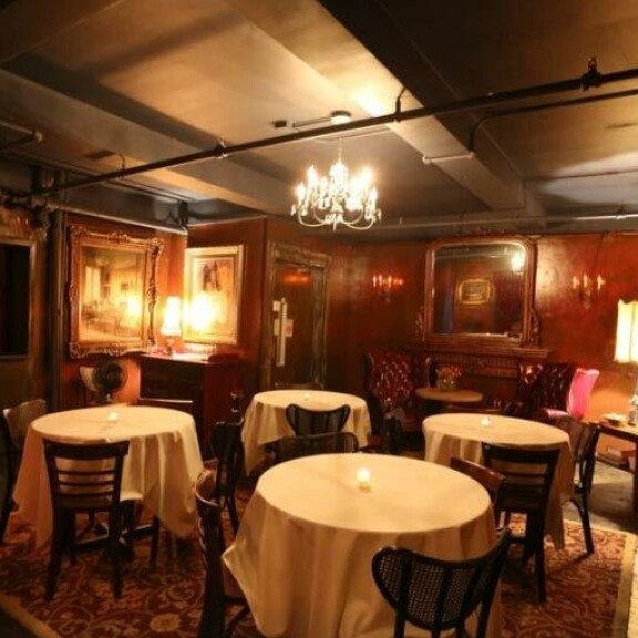 Gwyneth Paltrow saa ärhäkkää arvostelua, Gwen Stefani palvelee nuorisoa ja koiria – supertähdet tekevät miljoonia sivubisneksillään Ravintola