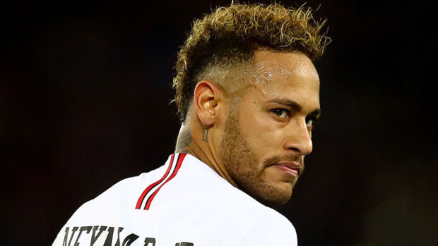 Neymarin raiskausepäily: Naisen lakimiehet irtisanoutuivat – Nadine-äiti käskee poikaansa luottamaan jumalaan! neymar
