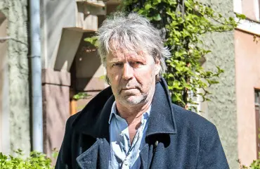Rikoskirjailija Harri Nykänen paljastaa supersuositun Raid-hahmon taustat – ”En koskaan kertonut esikuville!”