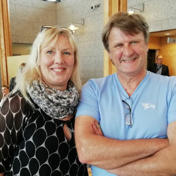 Tiina ja Kalle ovat tukeneet poikaansa jääkiekossa. Markon vanhemmat