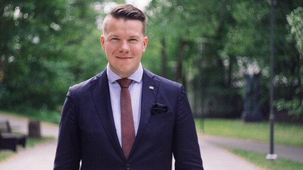 Tapaus Mikkel Näkkäläjärvi: Nyt puhuu kissansa menettänyt demarimummo – eläimet räjäytettiin, syntymäpäivästä tuli surujuhla! MIkkel Näkkäläjärvi, Kuva: SDP