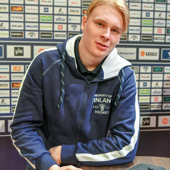 Mitä Leijonien tähdet tekisivät työkseen ilman jääkiekkoa? Kaapo Kakko ja kumppanit vastaavat – ”Minulla olisi yksinkertainen työ!” Kaapo Kakko
