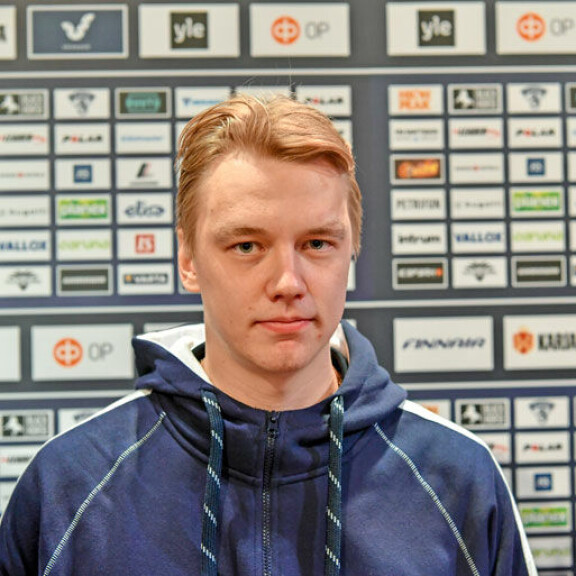 Mitä Leijonien tähdet tekisivät työkseen ilman jääkiekkoa? Kaapo Kakko ja kumppanit vastaavat – ”Minulla olisi yksinkertainen työ!” Veini Vehviläinen
