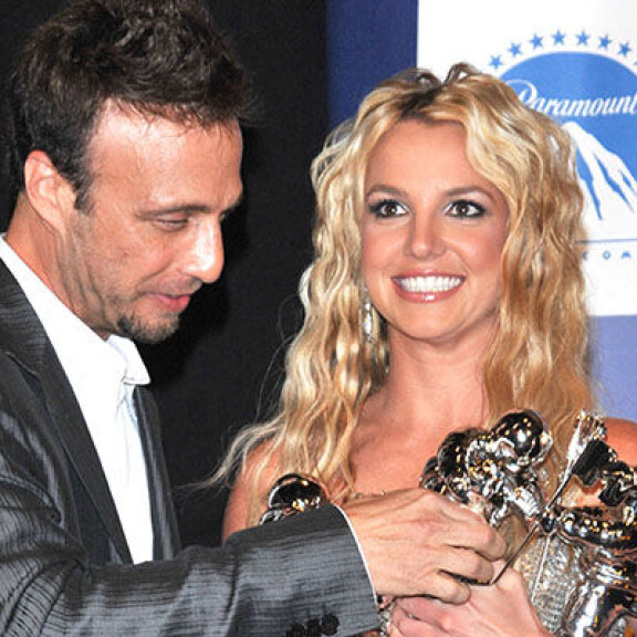 Larry ja Britney Spears vuonna 2008 Larry ja Britney Spears vuonna 2008