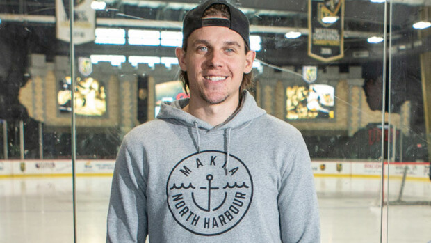 ”Rahasta on kiusallista puhua!” – Erik Haula takoo miljoonia NHL-kaukalossa Erik Haula ei halua puhua rahasta.