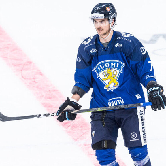 Lahdessa hävyttömät liigatehot nakutellut Oliwer hätyyttelee jo MM-kisapaikkaa. Lahdessa hävyttömät liigatehot nakutellut Oliwer hätyyttelee jo MM-kisapaikkaa.