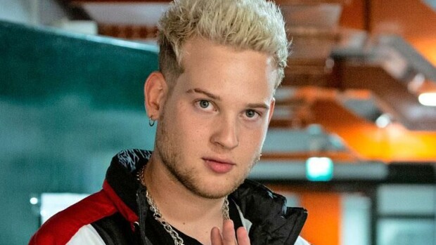 Cheek-suojatti Lukas Leonin sisko aikoo tähtiin! Vierailee Idols-tähden kappaleella - video! Lukas Leon